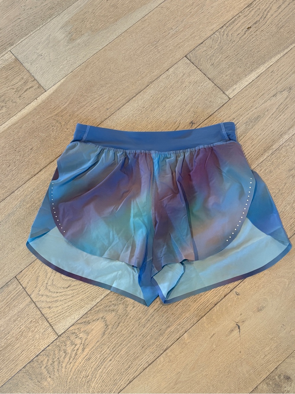 Lululemon Fast & Free High-Rise Classic-Fit Split Shorts 3” - Size Small